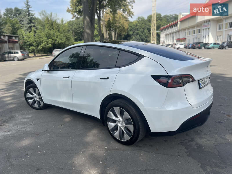 Внедорожник / Кроссовер Tesla Model Y 2020 в Тернополе