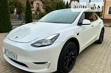 Позашляховик / Кросовер Tesla Model Y 2021 в Львові