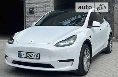 Позашляховик / Кросовер Tesla Model Y 2021 в Хмельницькому