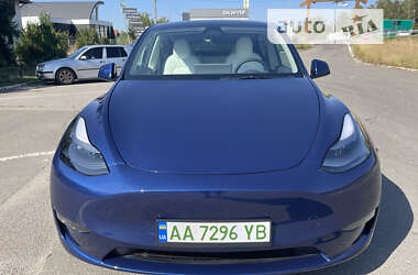 Внедорожник / Кроссовер Tesla Model Y 2023 в Киеве