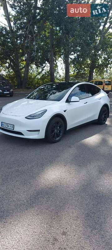 Внедорожник / Кроссовер Tesla Model Y 2020 в Умани