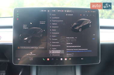 Позашляховик / Кросовер Tesla Model Y 2021 в Львові