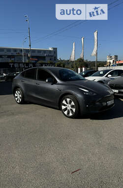 Позашляховик / Кросовер Tesla Model Y 2022 в Києві