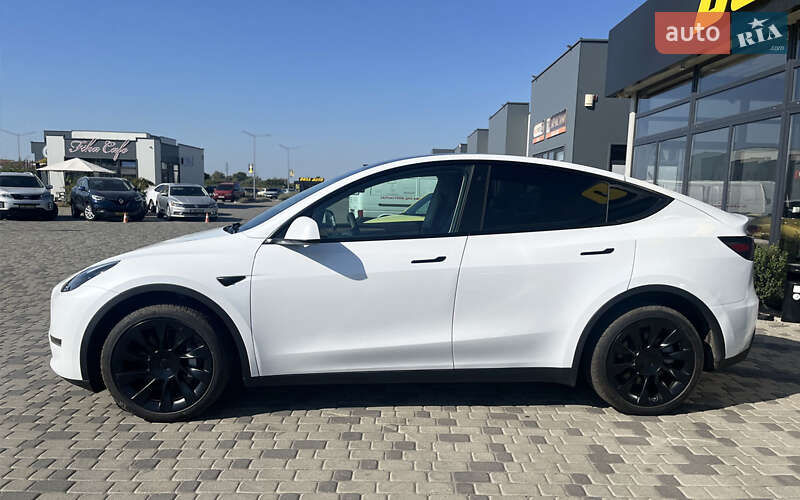 Позашляховик / Кросовер Tesla Model Y 2023 в Мукачевому
