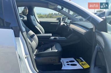 Внедорожник / Кроссовер Tesla Model Y 2023 в 