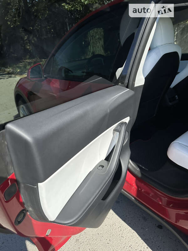 Внедорожник / Кроссовер Tesla Model Y 2022 в Ивано-Франковске фото 34 Внедорожник / Кроссовер Tesla Model Y 2022 в Ивано-Франковске