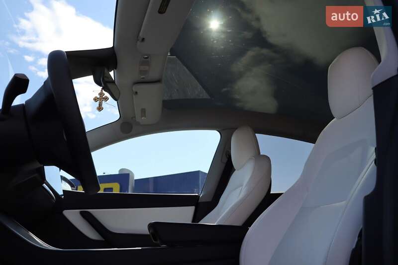 Внедорожник / Кроссовер Tesla Model Y 2020 в Виннице