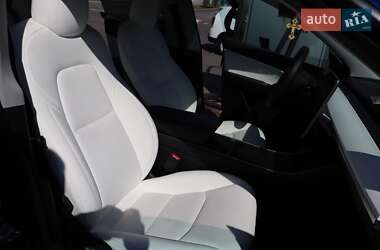 Внедорожник / Кроссовер Tesla Model Y 2020 в 