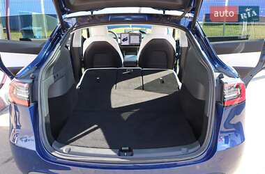 Внедорожник / Кроссовер Tesla Model Y 2020 в 
