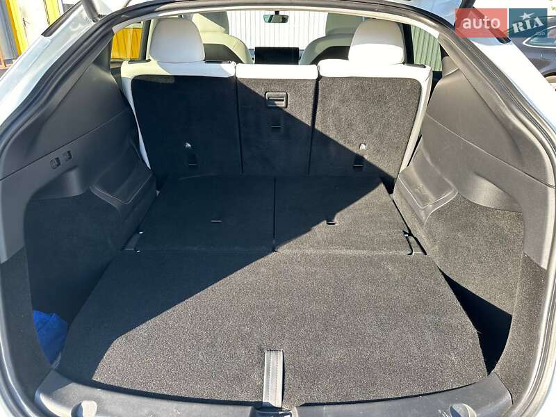 Внедорожник / Кроссовер Tesla Model Y 2021 в Ивано-Франковске