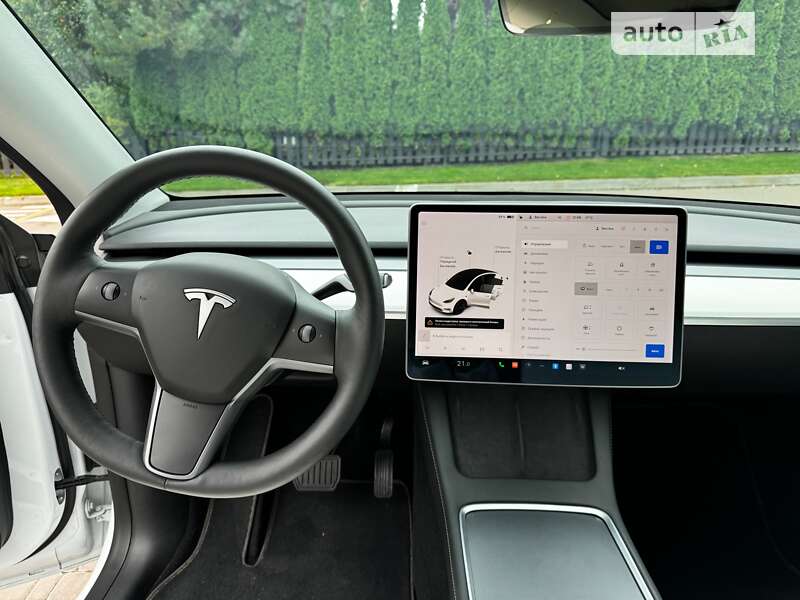 Позашляховик / Кросовер Tesla Model Y 2021 в Києві фото 22 Позашляховик / Кросовер Tesla Model Y 2021 в Києві