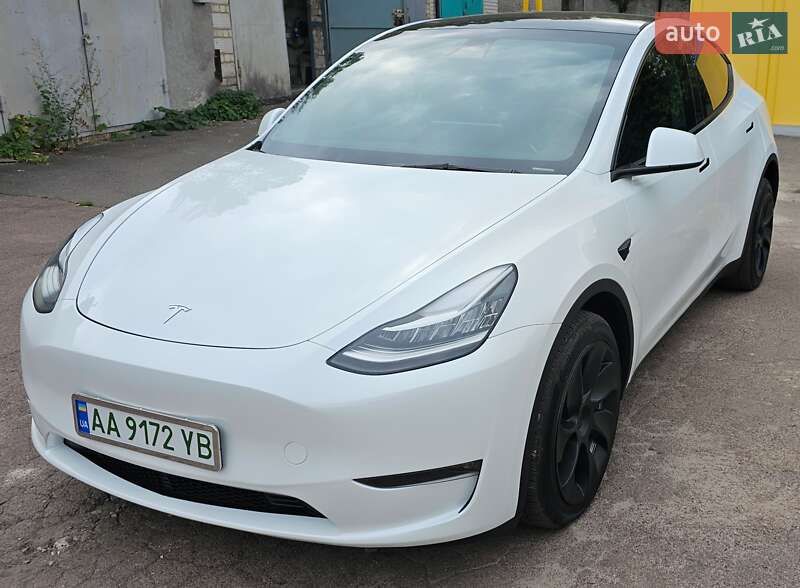 Позашляховик / Кросовер Tesla Model Y 2023 в Києві