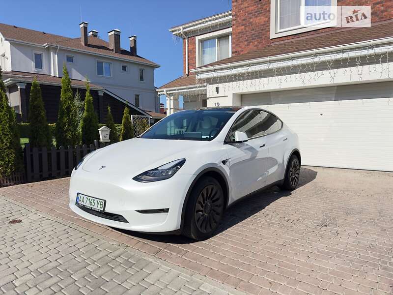 Позашляховик / Кросовер Tesla Model Y 2021 в Києві фото 6 Позашляховик / Кросовер Tesla Model Y 2021 в Києві