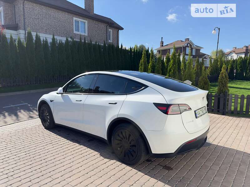 Позашляховик / Кросовер Tesla Model Y 2021 в Києві фото 10 Позашляховик / Кросовер Tesla Model Y 2021 в Києві