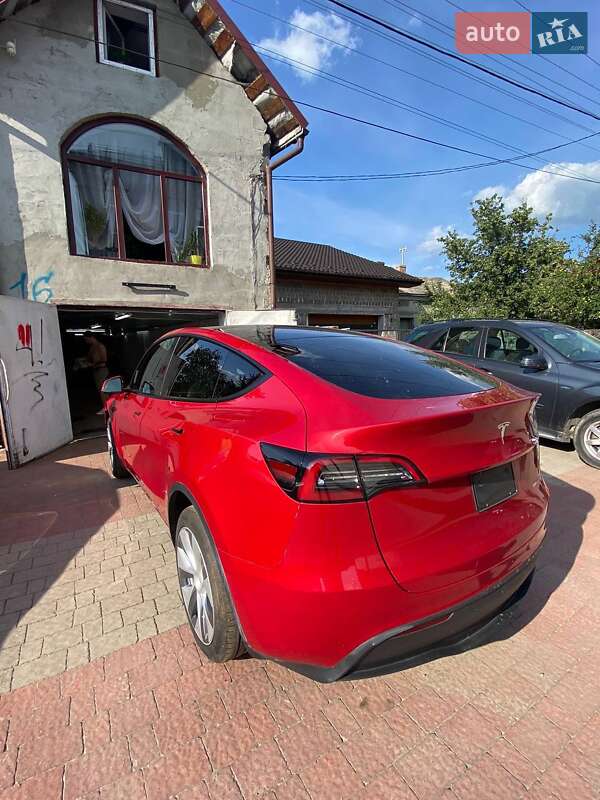 Внедорожник / Кроссовер Tesla Model Y 2023 в Львове