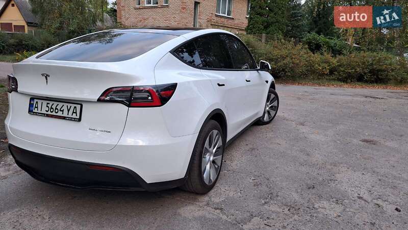 Позашляховик / Кросовер Tesla Model Y 2020 в Києві фото 11 Позашляховик / Кросовер Tesla Model Y 2020 в Києві