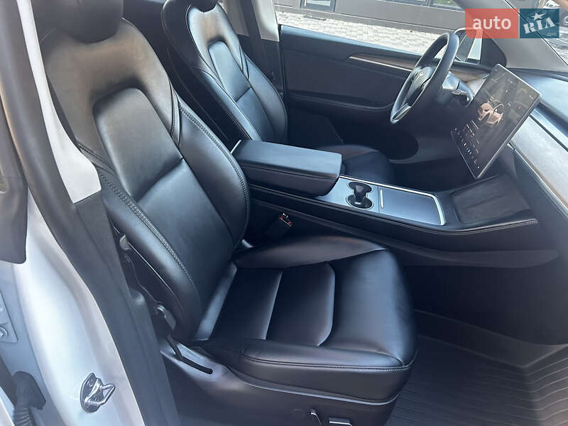 Внедорожник / Кроссовер Tesla Model Y 2022 в Тернополе