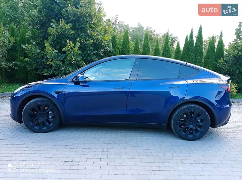 Внедорожник / Кроссовер Tesla Model Y 2021 в Львове