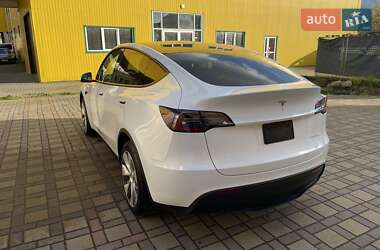 Внедорожник / Кроссовер Tesla Model Y 2023 в 