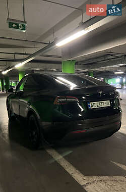 Внедорожник / Кроссовер Tesla Model Y 2021 в 