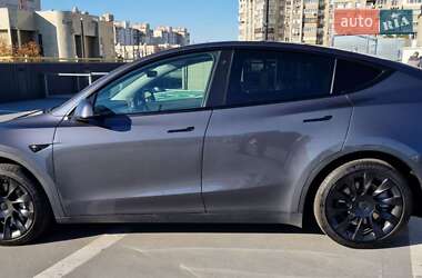 Позашляховик / Кросовер Tesla Model Y 2021 в Києві фото 2 Позашляховик / Кросовер Tesla Model Y 2021 в Києві