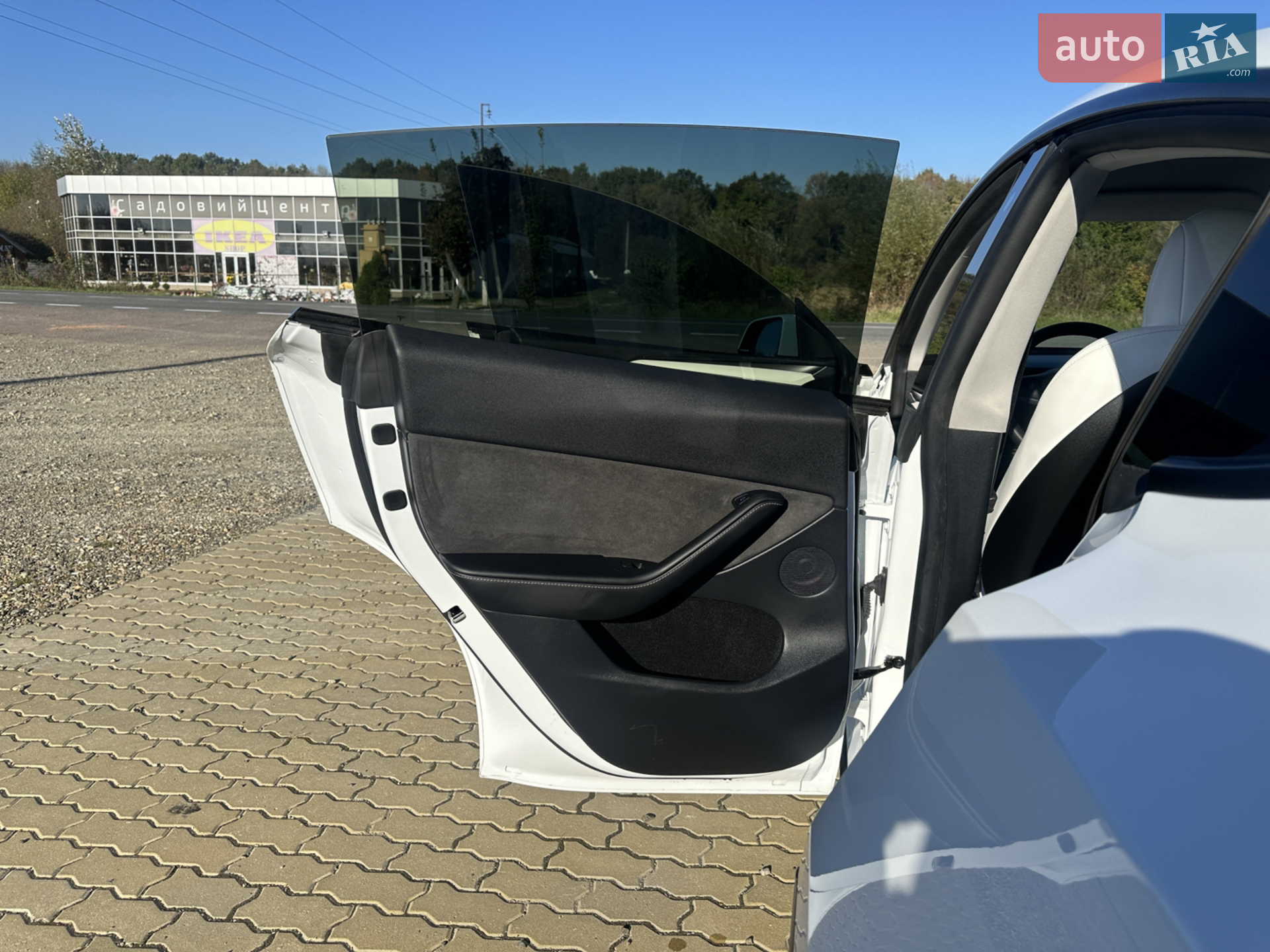 2022 Tesla Model Y - мініатюра 15