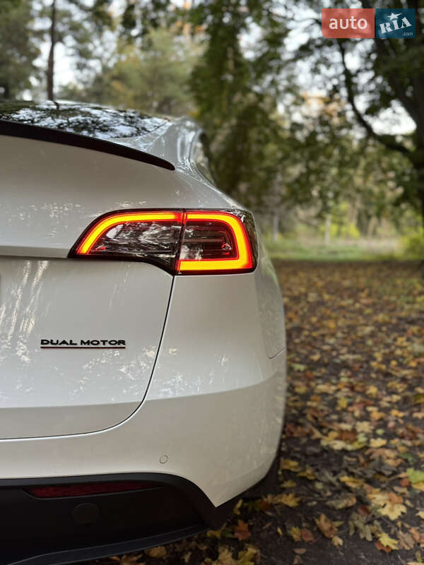 Внедорожник / Кроссовер Tesla Model Y 2022 в Тернополе фото 24 Внедорожник / Кроссовер Tesla Model Y 2022 в Тернополе