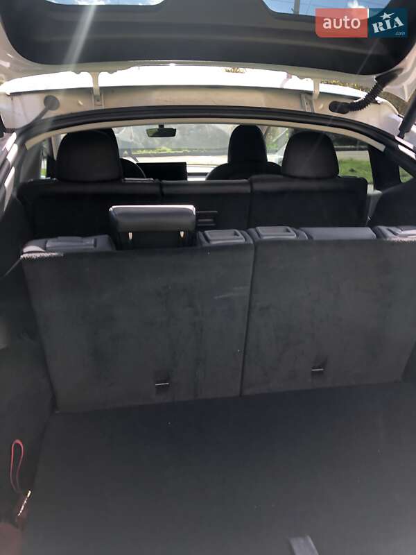 Позашляховик / Кросовер Tesla Model Y 2023 в Трускавці