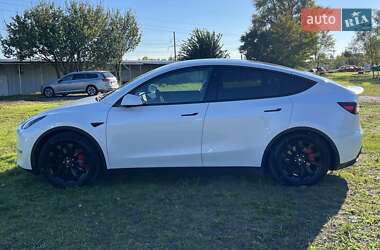 Внедорожник / Кроссовер Tesla Model Y 2022 в 