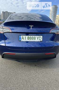 Внедорожник / Кроссовер Tesla Model Y 2023 в Киеве