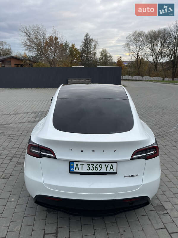 Внедорожник / Кроссовер Tesla Model Y 2021 в Ивано-Франковске фото 2 Внедорожник / Кроссовер Tesla Model Y 2021 в Ивано-Франковске