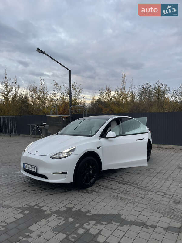 Внедорожник / Кроссовер Tesla Model Y 2021 в Ивано-Франковске фото 13 Внедорожник / Кроссовер Tesla Model Y 2021 в Ивано-Франковске