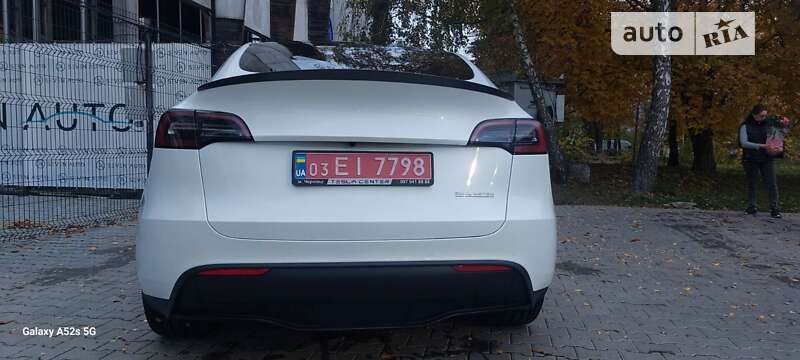 Внедорожник / Кроссовер Tesla Model Y 2022 в Черновцах фото 5 Внедорожник / Кроссовер Tesla Model Y 2022 в Черновцах