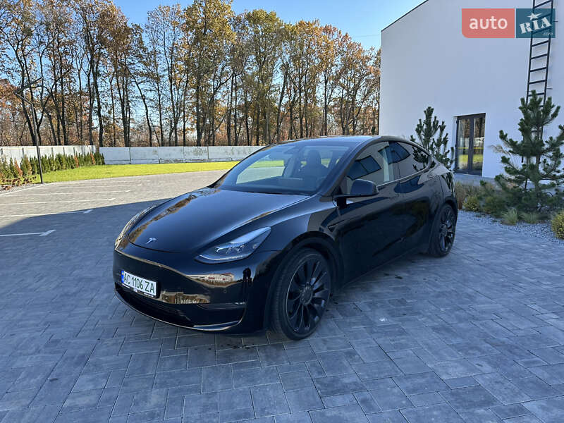 Позашляховик / Кросовер Tesla Model Y 2020 в Луцьку