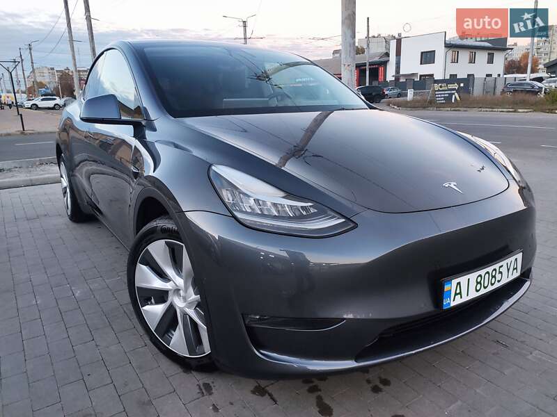 Tesla Model Y 2022