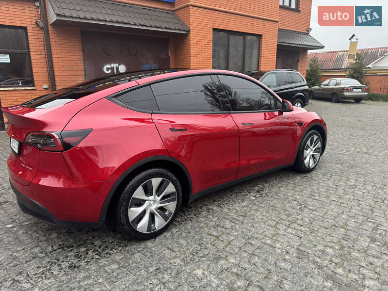 Внедорожник / Кроссовер Tesla Model Y 2022 в Киеве
