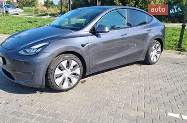 Позашляховик / Кросовер Tesla Model Y 2021 в Львові