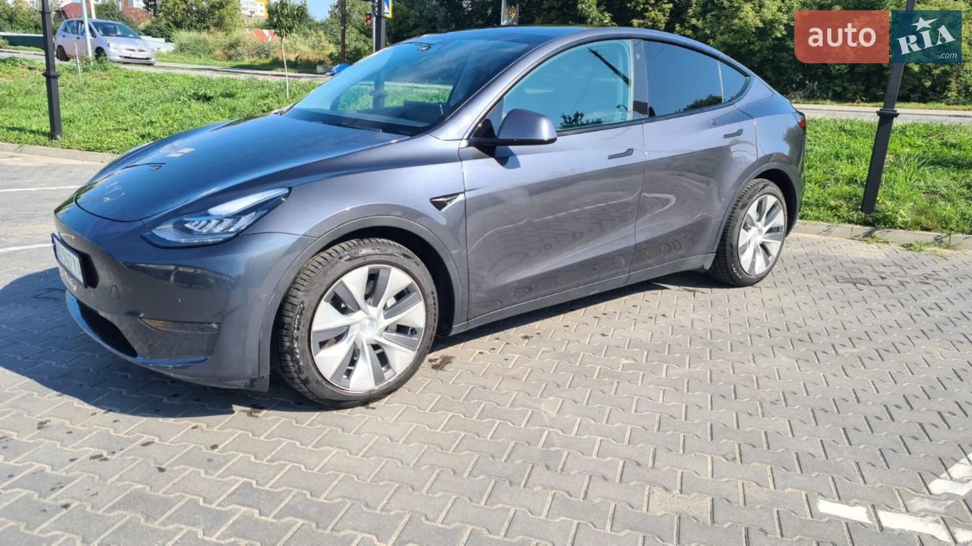 2021 Tesla Model Y - мініатюра 3