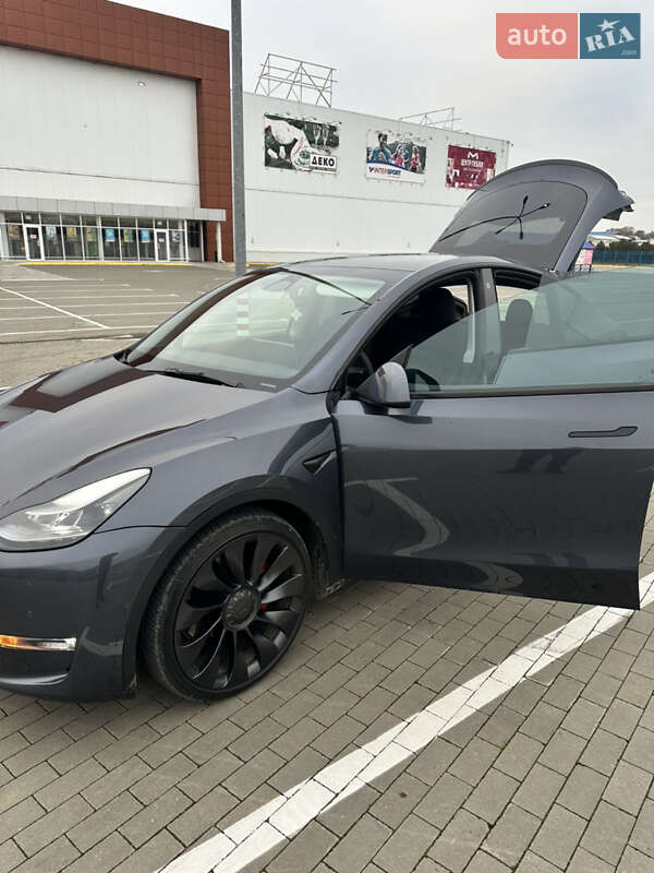 Внедорожник / Кроссовер Tesla Model Y 2022 в Одессе фото 6 Внедорожник / Кроссовер Tesla Model Y 2022 в Одессе