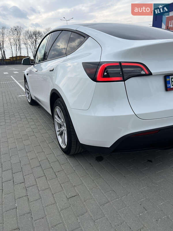 Внедорожник / Кроссовер Tesla Model Y 2022 в Тернополе