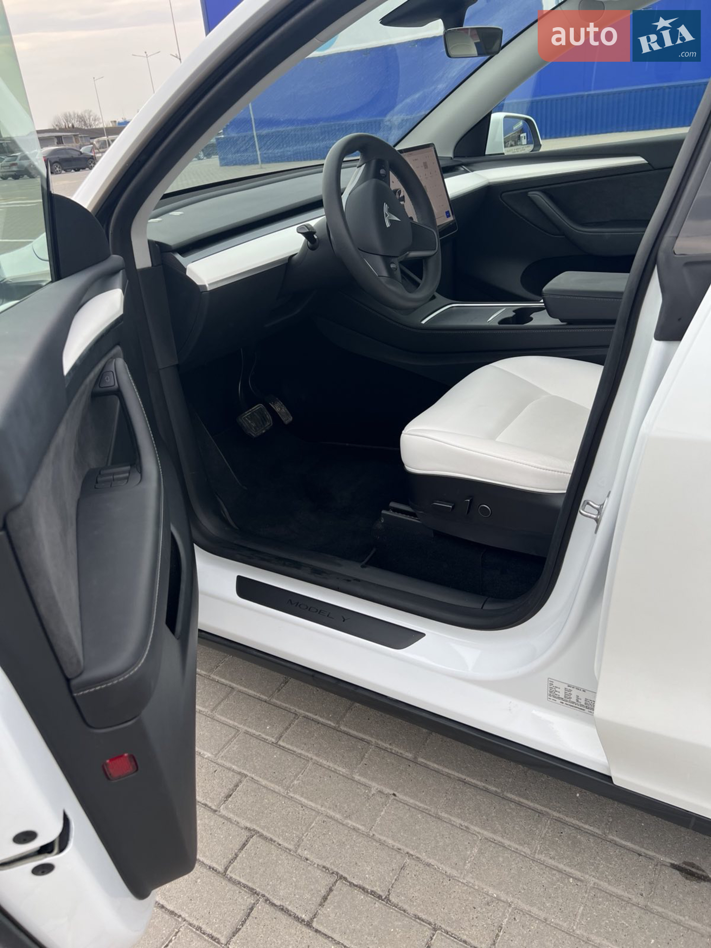 2022 Tesla Model Y - мініатюра 18