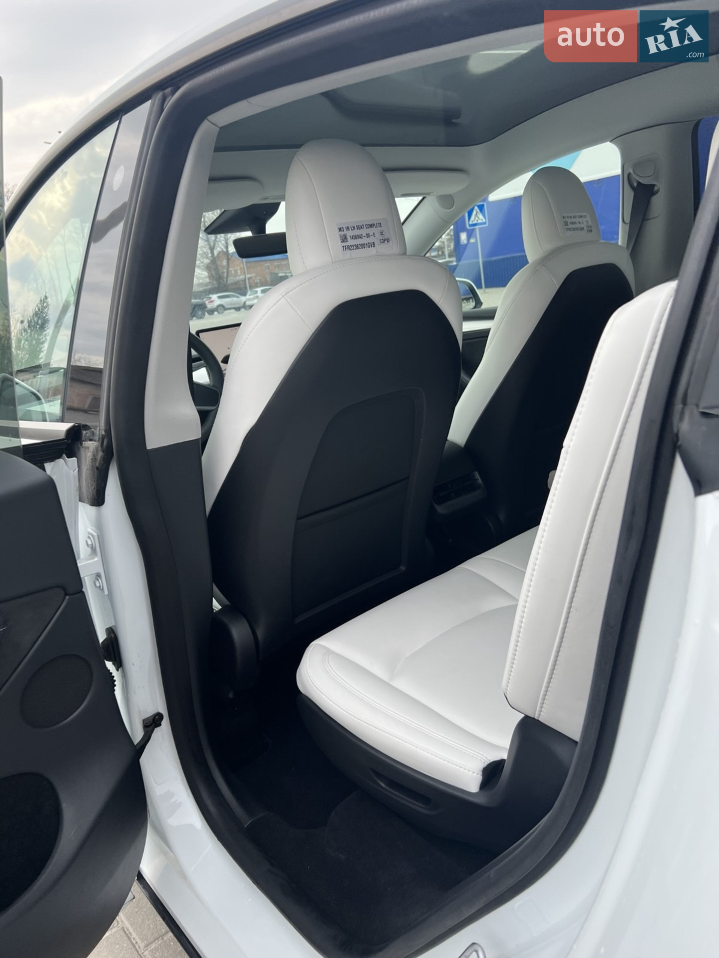 2022 Tesla Model Y - мініатюра 19