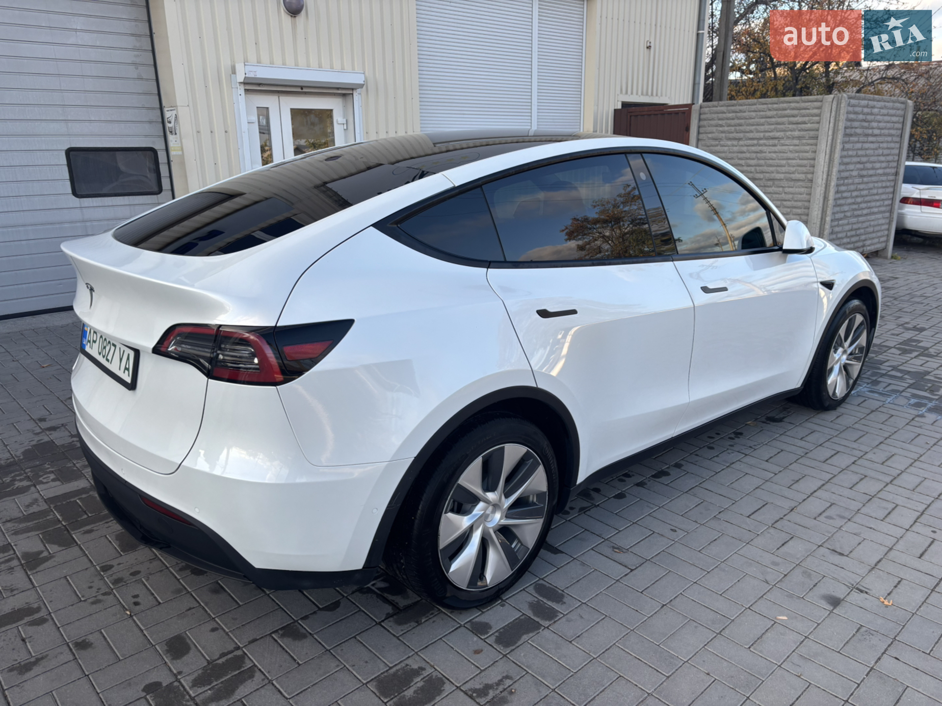 2021 Tesla Model Y - мініатюра 8