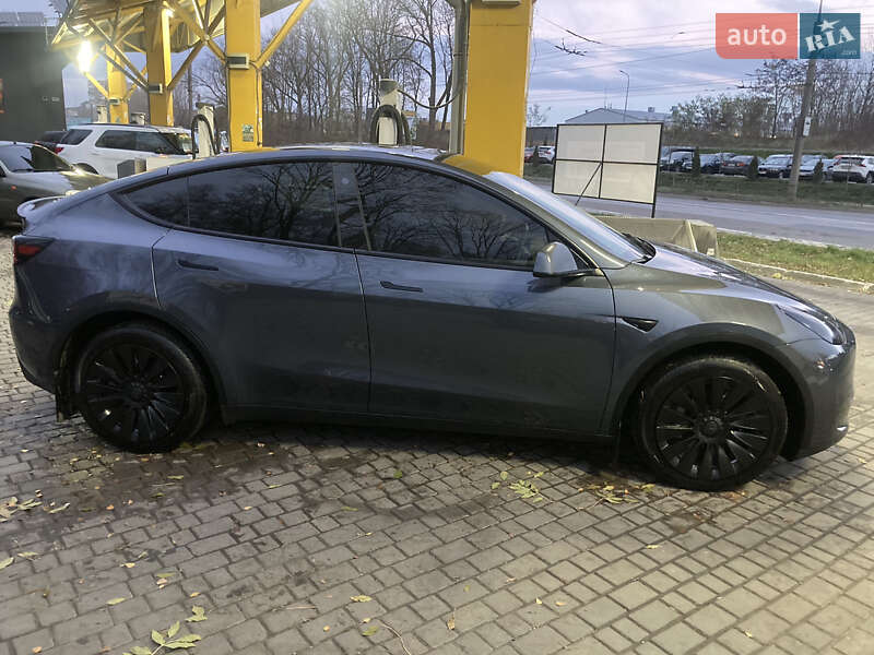 Позашляховик / Кросовер Tesla Model Y 2023 в Тернополі