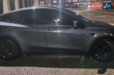 Внедорожник / Кроссовер Tesla Model Y 2023 в 