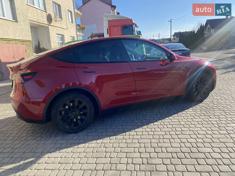 Позашляховик / Кросовер Tesla Model Y 2021 в Львові