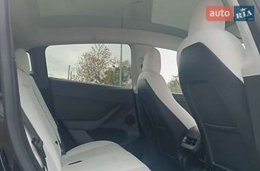 Внедорожник / Кроссовер Tesla Model Y 2022 в Львове