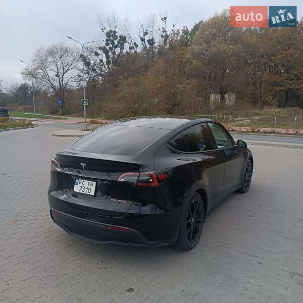 Позашляховик / Кросовер Tesla Model Y 2022 в Львові