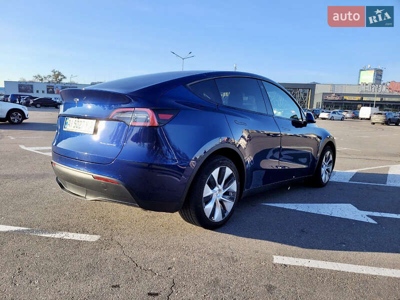 Позашляховик / Кросовер Tesla Model Y 2021 в Києві