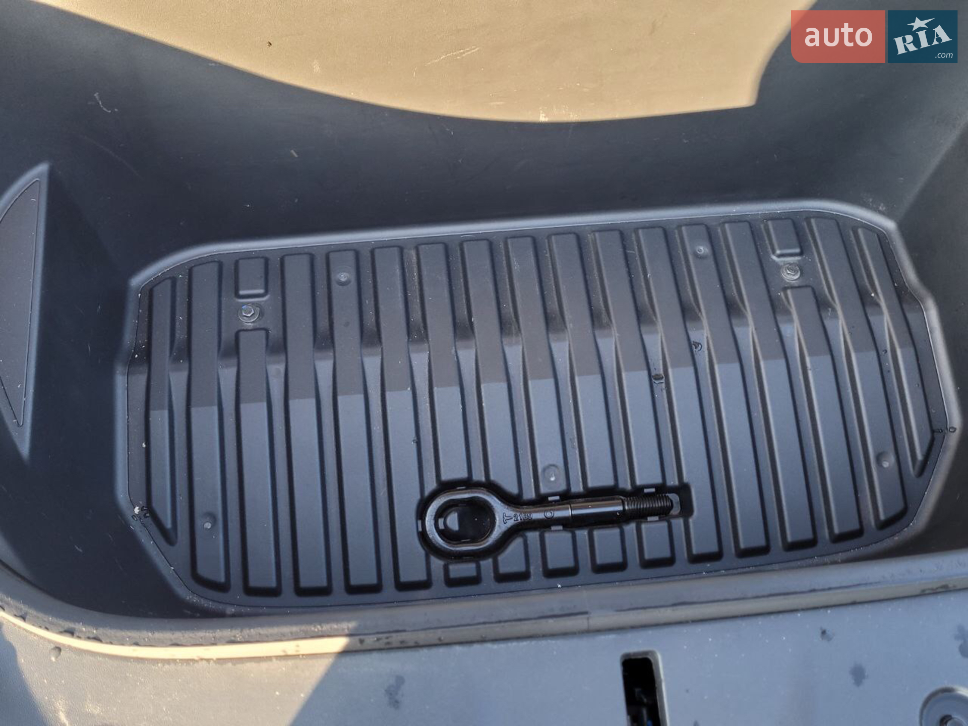 2021 Tesla Model Y - мініатюра 13
